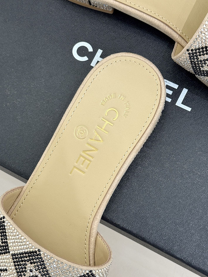 最高級シャネルスーパーコピー CHANEL ココマーク ミュール サンダル ストラス 2026年春夏 新作 ベージュ 2630996 シャネルの靴値段 - 画像 (3)