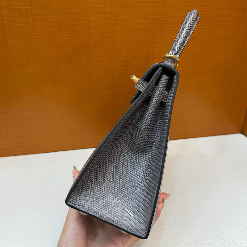 エルメス ケリー25の通販 HERMES ケリー25 外縫い グリスフォンセ リザード ゴールド金具 H043003CC84 ケリー 25 リザード - 画像 (6)