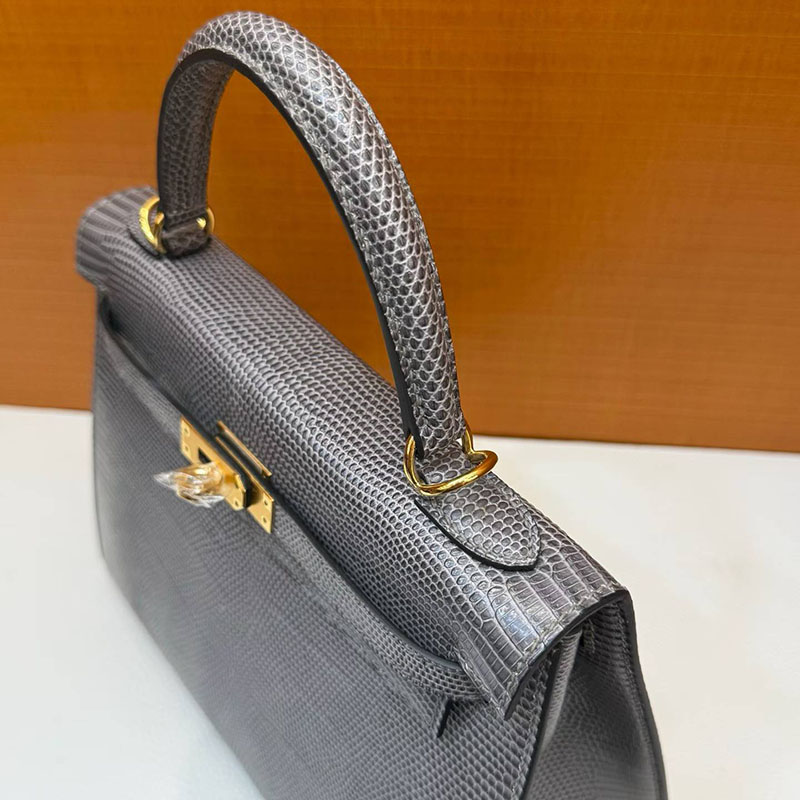 エルメス ケリー25の通販 HERMES ケリー25 外縫い グリスフォンセ リザード ゴールド金具 H043003CC84 ケリー 25 リザード - 画像 (5)
