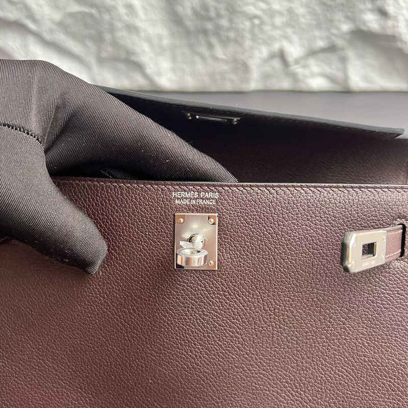 エルメス ケリーダンスの通販 HERMES ケリーダンス2 ルージュセリエ エバーカラー シルバー金具 H076241CK0G エルメス リュック 公式 - 画像 (4)