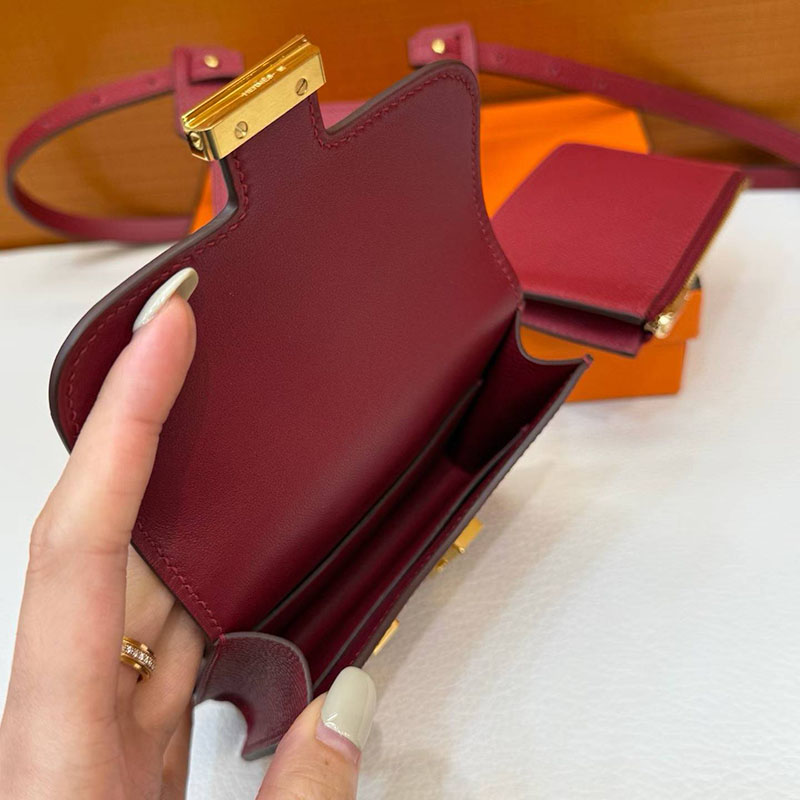 エルメス コンスタンス スリムの通販 HERMES コンスタンス スリム ルージュグレナ ヴォー・エプソン ゴールド金具 H082060CCK1 コンスタンス スリム 定価 - 画像 (3)