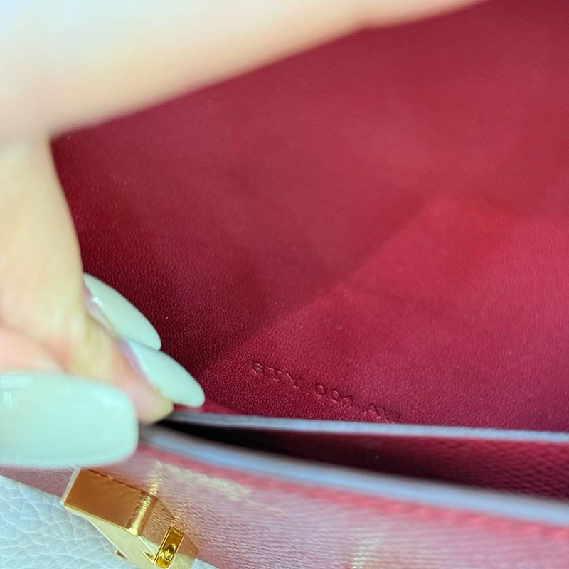 エルメス コンスタンス スリムの通販 HERMES コンスタンス スリム ルージュグレナ ヴォー・エプソン ゴールド金具 H082060CCK1 コンスタンス スリム 定価 - 画像 (2)
