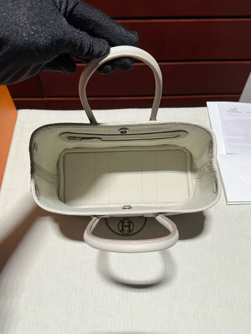 エルメスバッグの通販 HERMES ネオ・ガーデン 23 ベトン ネゴンダ シルバー金具 H084533CK8L ネオガーデンパーティ 定価 - 画像 (8)
