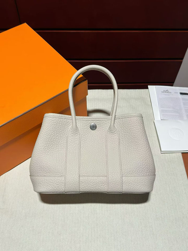 エルメスバッグの通販 HERMES ネオ・ガーデン 23 ベトン ネゴンダ シルバー金具 H084533CK8L ネオガーデンパーティ 定価 - 画像 (4)