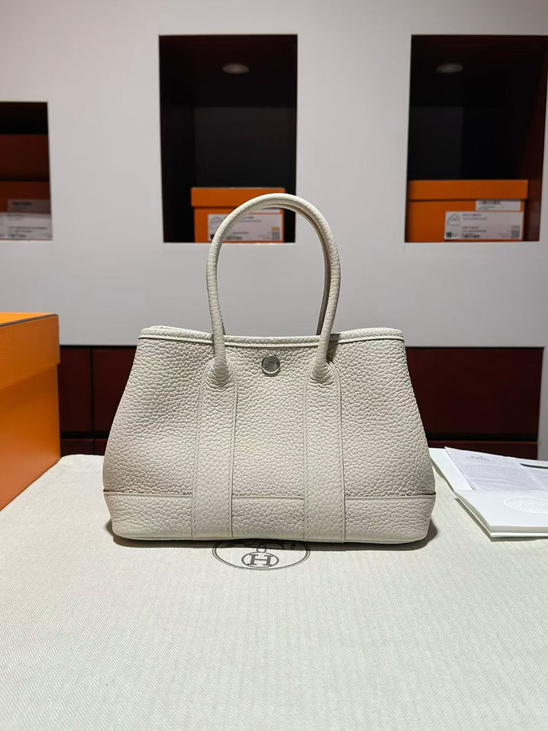 エルメスバッグの通販 HERMES ネオ・ガーデン 23 ベトン ネゴンダ シルバー金具 H084533CK8L ネオガーデンパーティ 定価 - 画像 (2)