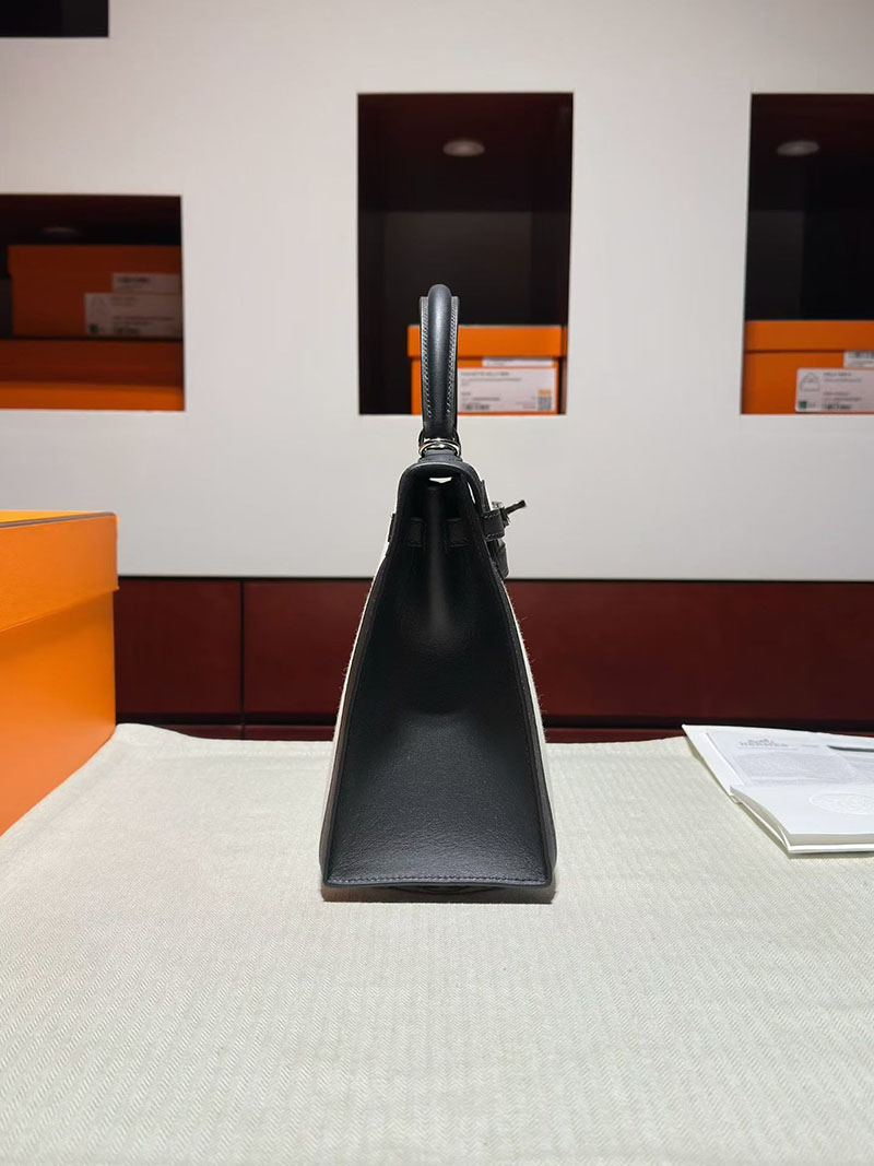 エルメス ケリー 25の通販 HERMES ケリー25 外縫い 黒 ブラック スイフト/トワルアッシュ シルバー金具 2633054 ケリー25 黒 - 画像 (4)