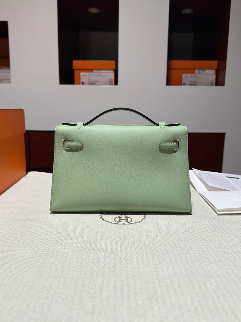 エルメス ポシェットケリーの通販 HERMES ポシェットケリー ヴェールクリケット スイフト ゴールド金具 H061595CC3I ポシェットケリー 定価 - 画像 (9)