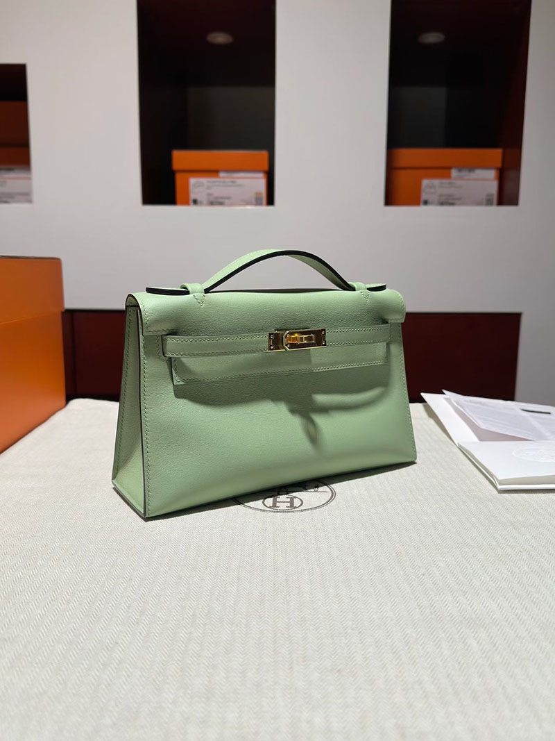 エルメス ポシェットケリーの通販 HERMES ポシェットケリー ヴェールクリケット スイフト ゴールド金具 H061595CC3I ポシェットケリー 定価 - 画像 (8)