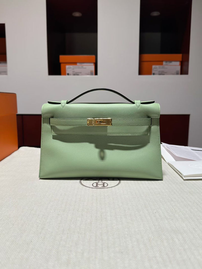 エルメス ポシェットケリーの通販 HERMES ポシェットケリー ヴェールクリケット スイフト ゴールド金具 H061595CC3I ポシェットケリー 定価 - 画像 (7)