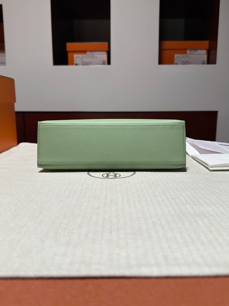 エルメス ポシェットケリーの通販 HERMES ポシェットケリー ヴェールクリケット スイフト ゴールド金具 H061595CC3I ポシェットケリー 定価 - 画像 (6)