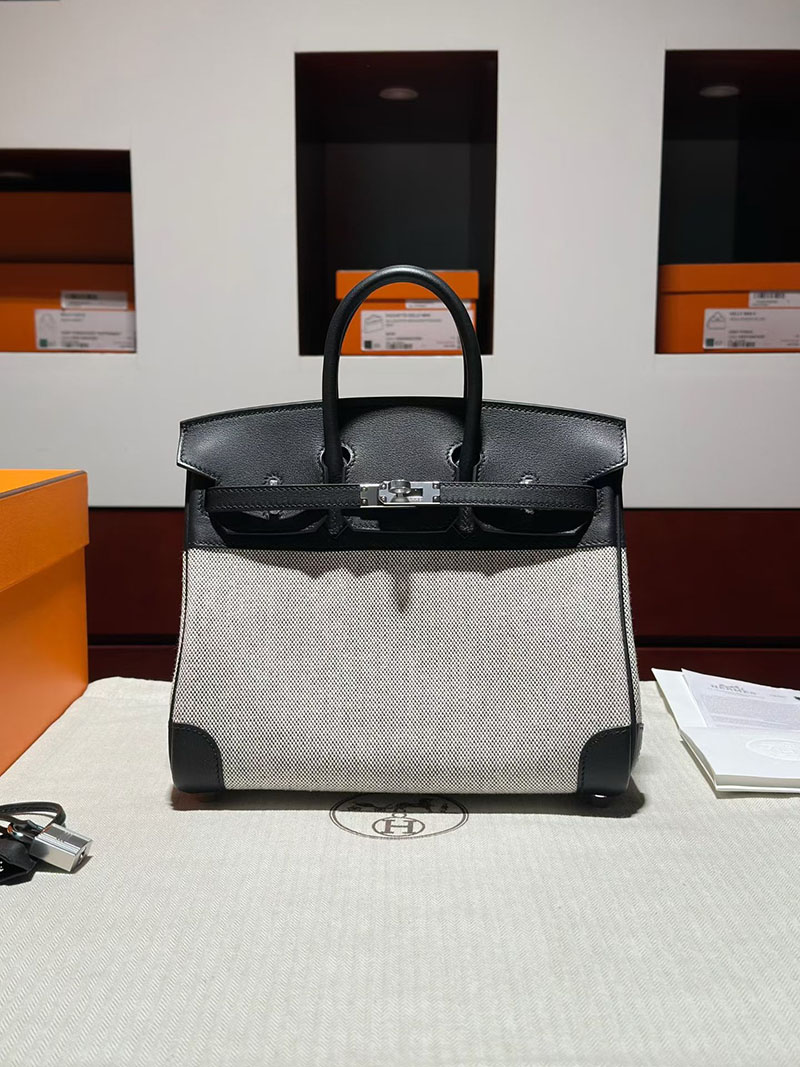 エルメス バーキン25の通販 HERMES バーキン25 黒 ブラック トワルアッシュ/スイフト シルバー金具 2633058 バーキン25 黒 定価 - 画像 (4)