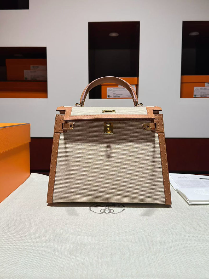 エルメス ケリー 25の通販 HERMES ケリー25 外縫い ゴールド スイフト/トワルアッシュ ゴールド金具 2633059 ケリー25 人気色 - 画像 (4)