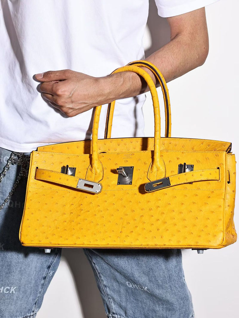 エルメス ショルダーバーキン42の通販 HERMES ショルダーバーキン42 ジョーヌアンブル オーストリッチ シルバー金具 H044163CK9D バーキン 男性 芸能人 - 画像 (6)