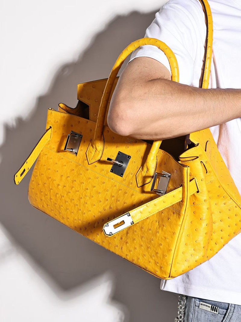 エルメス ショルダーバーキン42の通販 HERMES ショルダーバーキン42 ジョーヌアンブル オーストリッチ シルバー金具 H044163CK9D バーキン 男性 芸能人 - 画像 (4)