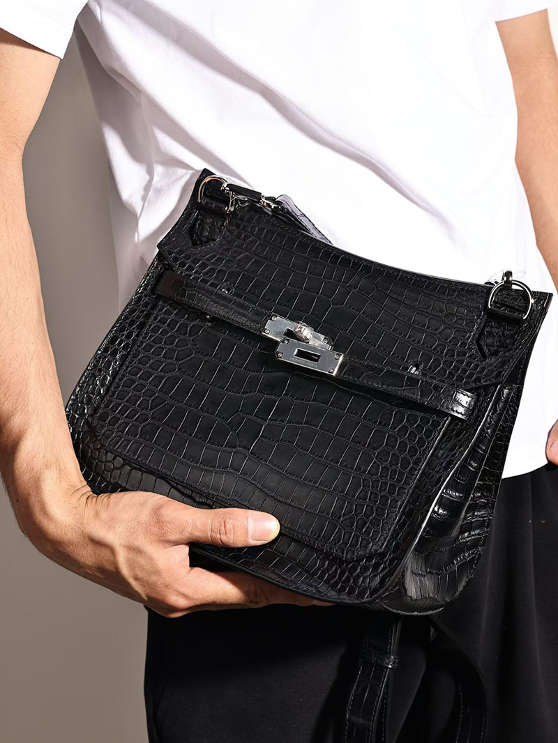 エルメス メンズバッグ 人気の通販 HERMES ジプシエール28 黒 ブラック クロコダイル シルバー金具 H065842CK89 エルメス メンズバッグ ビジネス - 画像 (8)