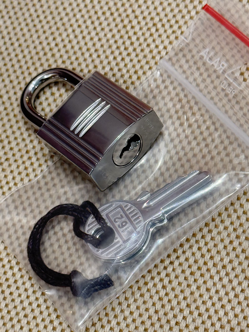 エルメス ピコタン18の通販 HERMES ピコタンロックPM ルージュグレナ トリヨンクレマンス シルバー金具 H056289CKK1 エルメス ピコタン PM - 画像 (9)