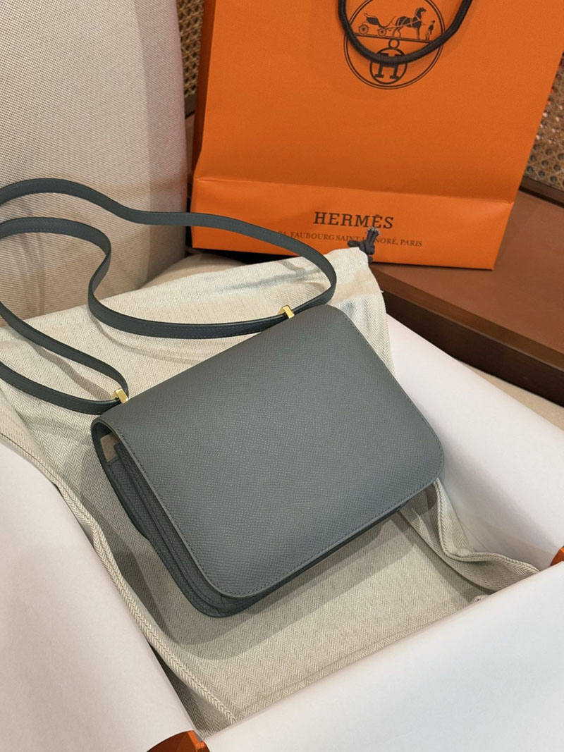 エルメス コンスタンスの通販 HERMES コンスタンス3 ミニ ヴェールフォンセ ヴォーエプソン ゴールド金具 H056341CC67 エルメス コンスタンス ミニ 定価 - 画像 (6)