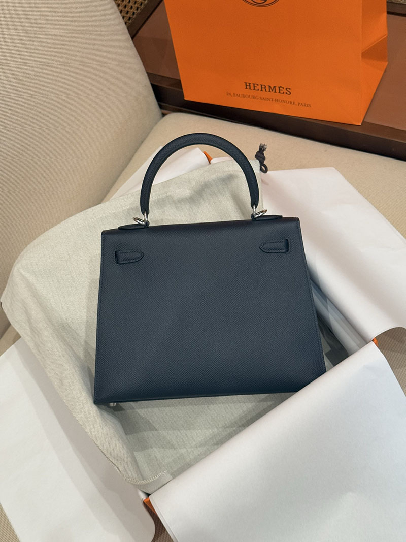 エルメス ケリー 25の通販 HERMES ケリー25 外縫い ブルーニュイ ヴォーエプソン シルバー金具 H041000CK2Z ケリー25 外縫い - 画像 (9)
