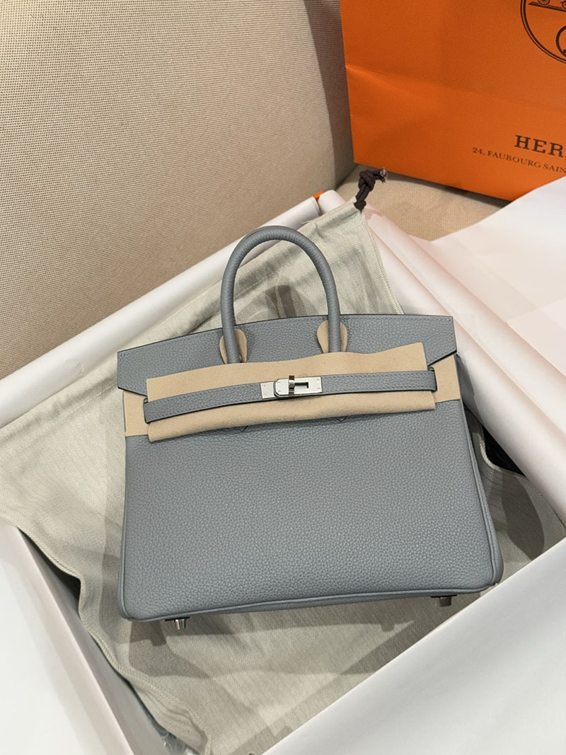 エルメス バーキン25 値段