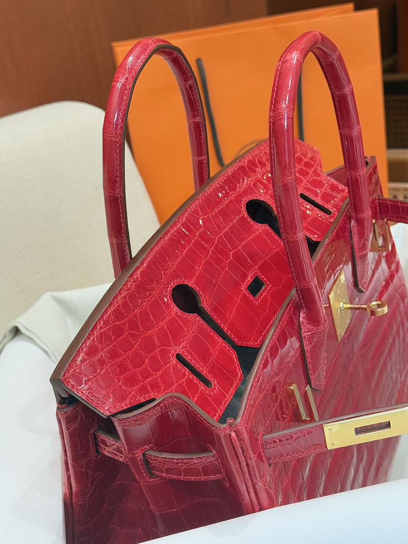 エルメス バーキン 25の通販 HERMES バーキン25 ブレイズ クロコダイル ニロティカス ゴールド金具 H043954CC95 バーキン25 クロコ 定価 - 画像 (18)