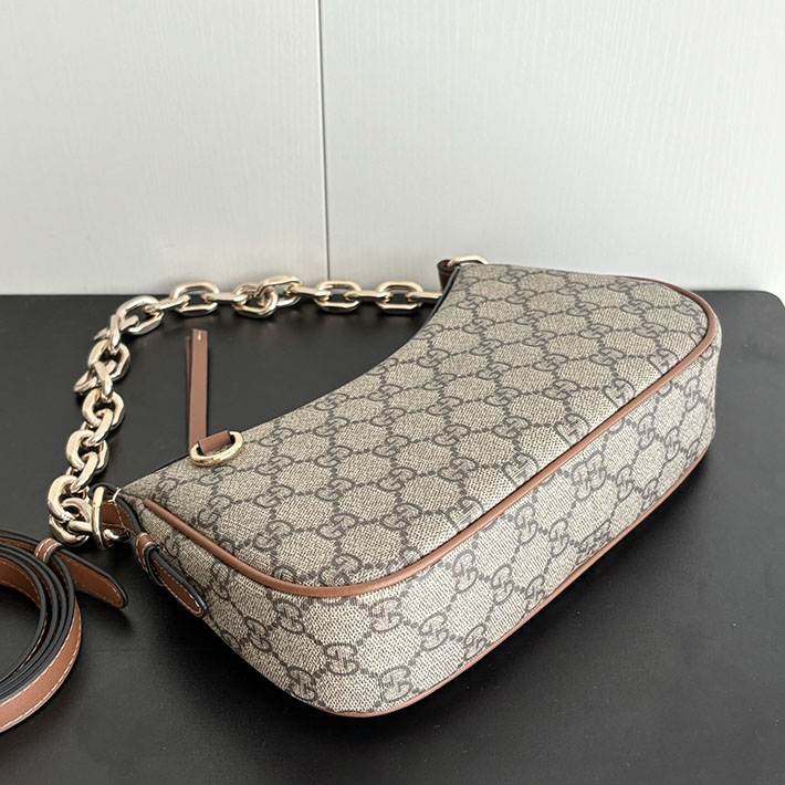 グッチ直営アウトレット店 GUCCI GGエンブレム スモール ショルダーバッグ ベージュ&ダークブラウン 847447 FAD6L 9758 グッチ ミニバッグ レディース - 画像 (4)