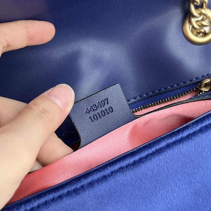 グッチ直営アウトレット店 GUCCI GGマーモント キルティングミニバッグ チェーンショルダーバッグ ベルベット ネイビー 2632166 グッチ ショルダーバッグ 斜めがけ アウトレット - 画像 (6)