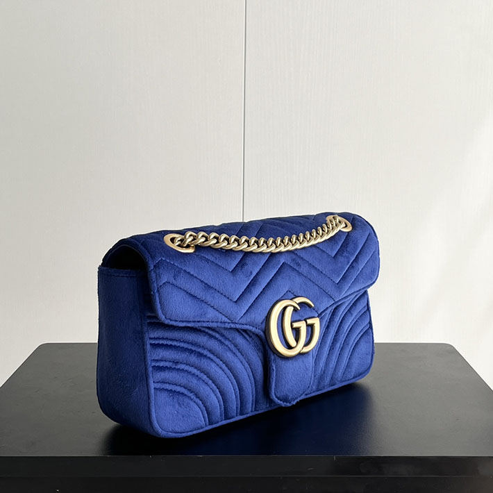 グッチ直営アウトレット店 GUCCI GGマーモント キルティングミニバッグ チェーンショルダーバッグ ベルベット ネイビー 2632166 グッチ ショルダーバッグ 斜めがけ アウトレット - 画像 (4)