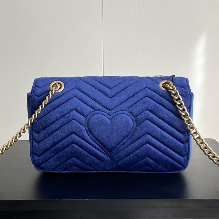 グッチ直営アウトレット店 GUCCI GGマーモント キルティングミニバッグ チェーンショルダーバッグ ベルベット ネイビー 2632166 グッチ ショルダーバッグ 斜めがけ アウトレット - 画像 (2)