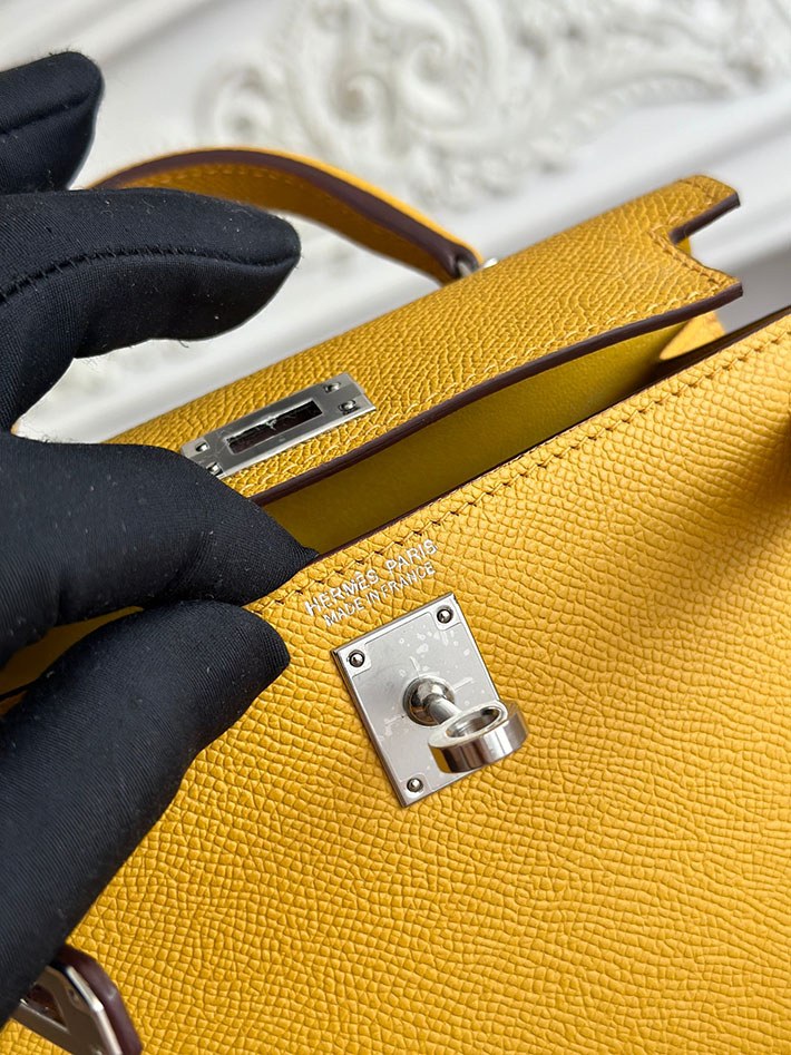 エルメス ミニケリーの定価 HERMES ケリーミニ2 ジョーヌアンブル ヴォーエプソン シルバー金具 H073663CK9D エルメスバッグ 種類 - 画像 (4)