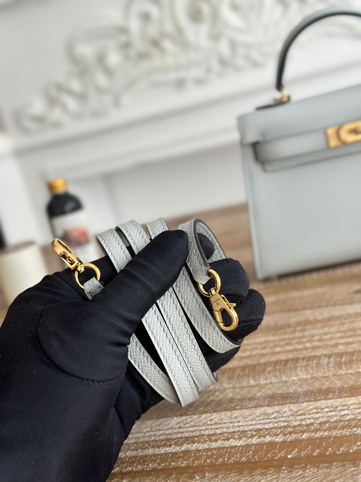 エルメス ミニケリーの定価 HERMES ケリーミニ2 ブルーペール ヴォーエプソン ゴールド金具 H073663CC08 レディース エルメス 斜 めがけ 新作 - 画像 (5)