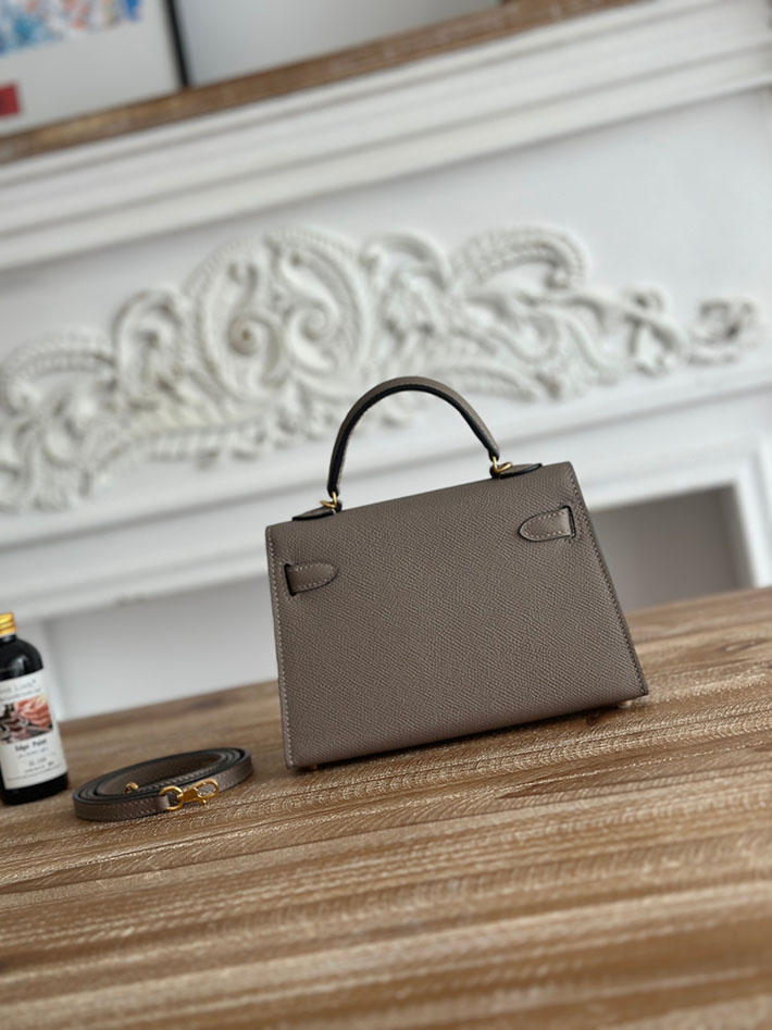 エルメス ミニケリーの定価 HERMES ケリーミニ2 グリアスファルト ヴォーエプソン ゴールド金具 H073663CCM8 エルメス 斜 めがけ 新作 - 画像 (8)