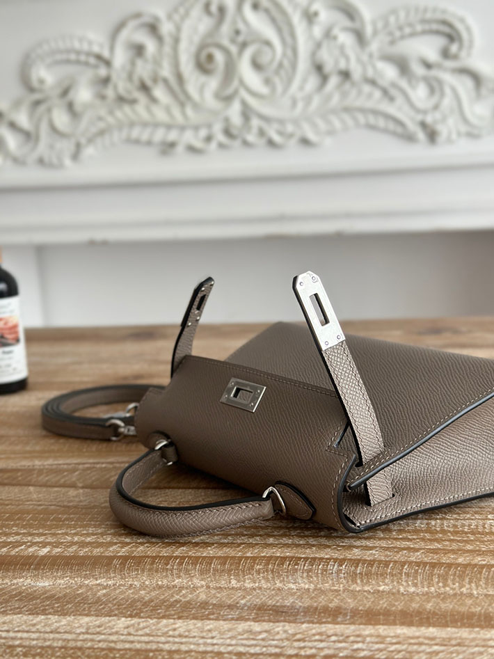 エルメス ミニケリーの定価 HERMES ケリーミニ2 グリアスファルト ヴォーエプソン シルバー金具 H073663CKM8 エルメス ミニ バッグ 種類 - 画像 (5)