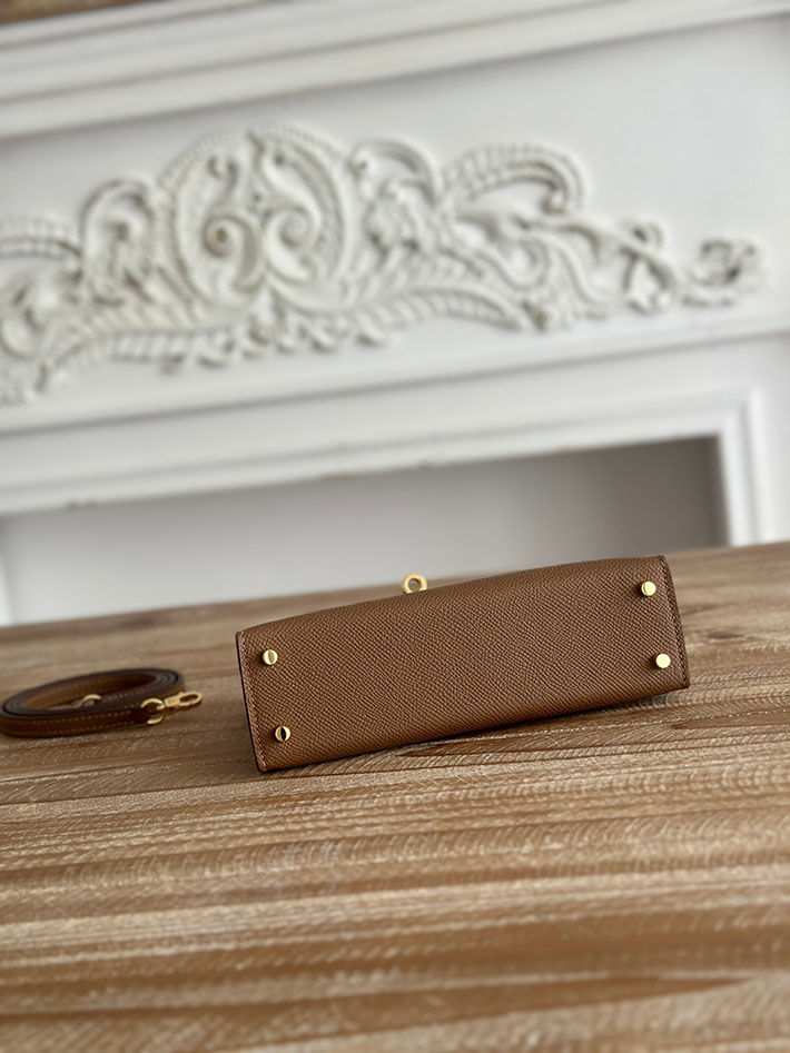 エルメス ミニケリーの定価 HERMES ケリーミニ2 ベージュドゥワイマール ヴォーエプソン ゴールド金具 H073663CCD0 エルメス ミニケリー サイズ - 画像 (7)
