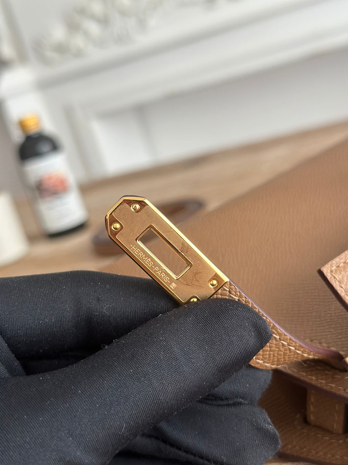 エルメス ミニケリーの定価 HERMES ケリーミニ2 ベージュドゥワイマール ヴォーエプソン ゴールド金具 H073663CCD0 エルメス ミニケリー サイズ - 画像 (3)
