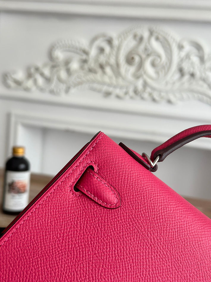 エルメス ミニバッグの定価 HERMES ケリーミニ2 ローズエクストレーム ヴォーエプソン シルバー金具 H073663CKI6 エルメス ショルダーバッグ ミニ - 画像 (5)
