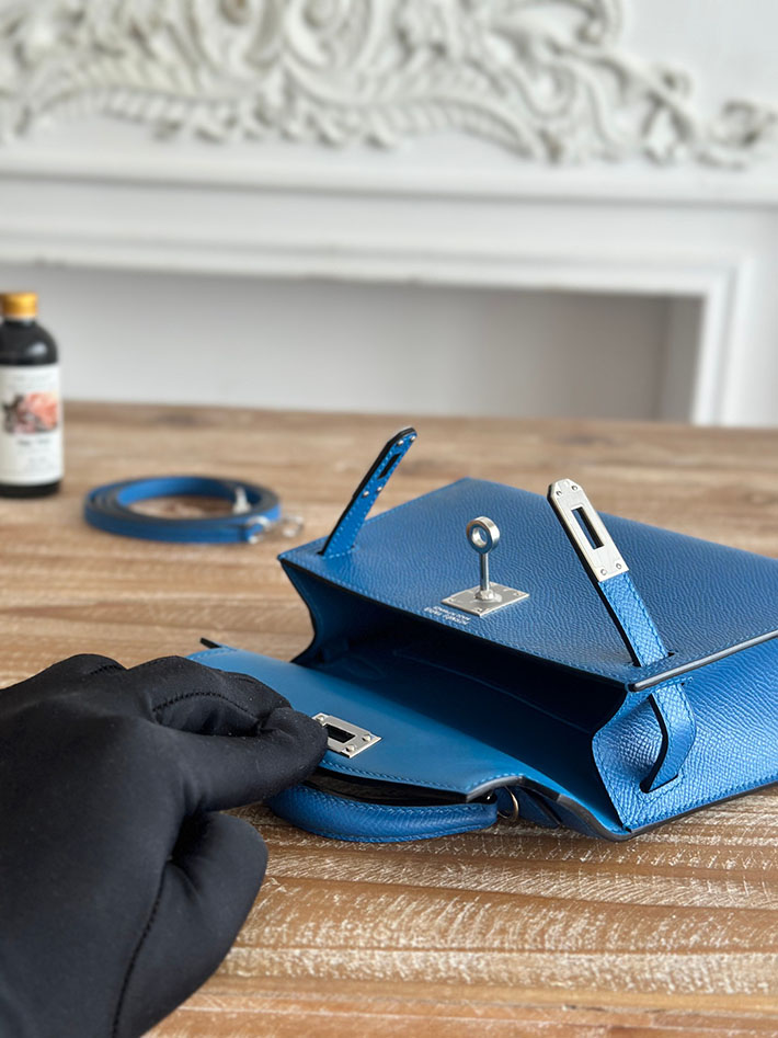 エルメス ミニバッグの定価 HERMES ケリーミニ2 ブルーイドラ ヴォーエプソン シルバー金具 H073663CKT7 エルメス ミニ ショルダー - 画像 (5)