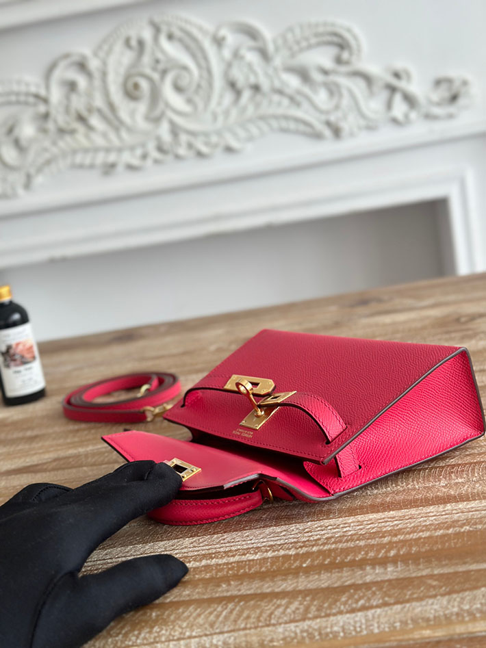 エルメス ミニバッグの定価 HERMES ケリーミニ2 フューシャピンク ヴォーエプソン ゴールド金具 H073663CC5J エルメス ショルダーバッグ 値段 - 画像 (5)