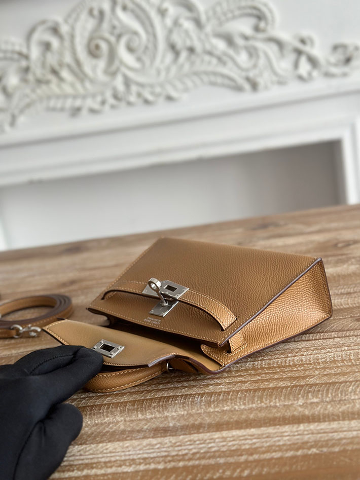 エルメス ミニバッグの定価 HERMES ケリーミニ2 セサミ ヴォーエプソン シルバー金具 H073663CK2S エルメス バッグ レディース - 画像 (3)