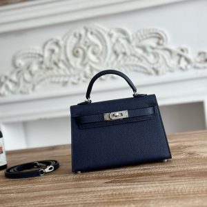 エルメス バッグ 定価