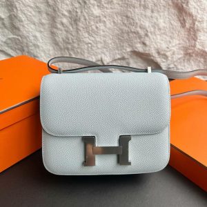 エルメス コンスタンス 定価