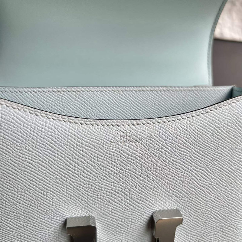 エルメス コンスタンスの通販 HERMES コンスタンス3 ミニ ブルーブリュム ヴォーエプソン シルバー金具 H056341CKT0 エルメス コンスタンス 定価 - 画像 (3)