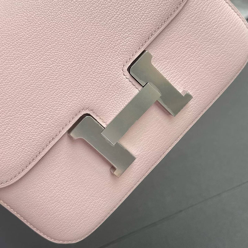 エルメス コンスタンスの通販 HERMES コンスタンス3 ミニ ローズダーリン シェブルミゾル シルバー金具 H071912CKM7 エルメス バッグ ピンク - 画像 (7)