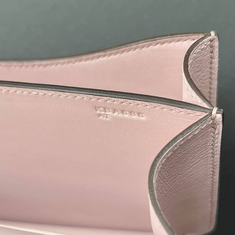 エルメス コンスタンスの通販 HERMES コンスタンス3 ミニ ローズダーリン シェブルミゾル シルバー金具 H071912CKM7 エルメス バッグ ピンク - 画像 (4)