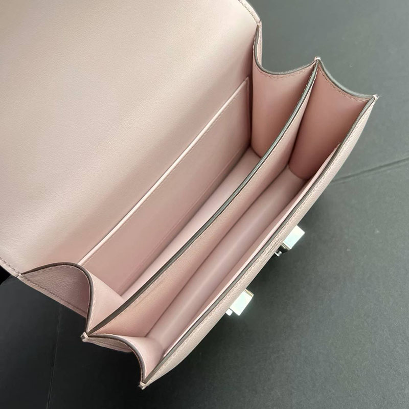 エルメス コンスタンスの通販 HERMES コンスタンス3 ミニ ローズダーリン シェブルミゾル シルバー金具 H071912CKM7 エルメス バッグ ピンク - 画像 (3)