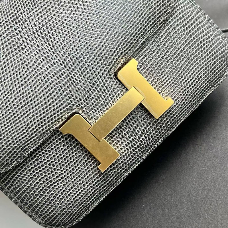 エルメス コンスタンスの通販 HERMES コンスタンス3 ミニ グリスフォンセ リザード ゴールド金具 H049186CC84 エルメス コンスタンス 値段 - 画像 (9)