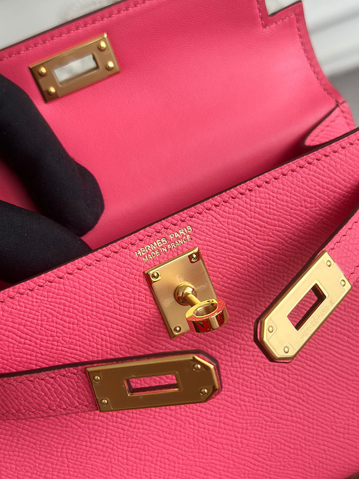 エルメス ケリーバッグの定価 HERMES ケリーミニ2 ローズリップスティック ヴォーエプソン ゴールド金具 H073663CCU5 エルメス バッグ 新作 - 画像 (4)