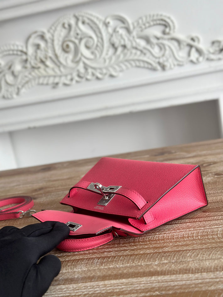 エルメス ケリーバッグの定価 HERMES ケリーミニ2 ローズリップスティック ヴォーエプソン シルバー金具 H073663CKU5 エルメス ケリー 新作 - 画像 (4)