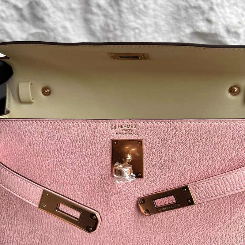 エルメス ケリーエランの通販 HERMES ケリーエラン ローズサクラ シェブルミゾル ローズゴールド金具 H085885CD3Q ケリーエラン 人気 - 画像 (5)