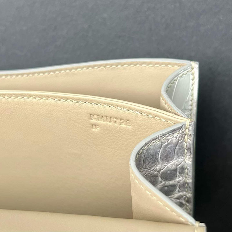 エルメス コンスタンス エランの通販 HERMES コンスタンス3 エラン ヒマラヤ クロコダイル シルバー金具 H063149CK01 コンスタンス エラン 希少 - 画像 (4)