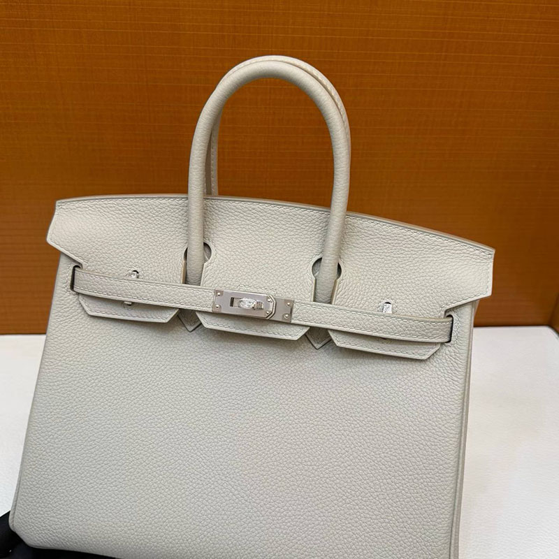 エルメス バーキン25の通販 HERMES バーキン25 パールグレー トゴ シルバー金具 H041702CK80 バーキン25 値段 - 画像 (9)